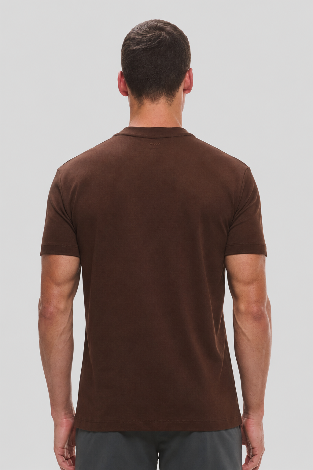 Camiseta Raiz Gola Média · Marrom – Algodão Egípcio