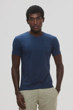 Camiseta Origem Gola V · Azul Horizonte – Algodão Egípcio