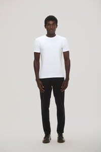 Camiseta Origem · Branco Essência – Algodão Egípcio