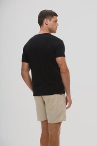 Camiseta preta com mico-leão-dourado em algodão egípcio - Origgo