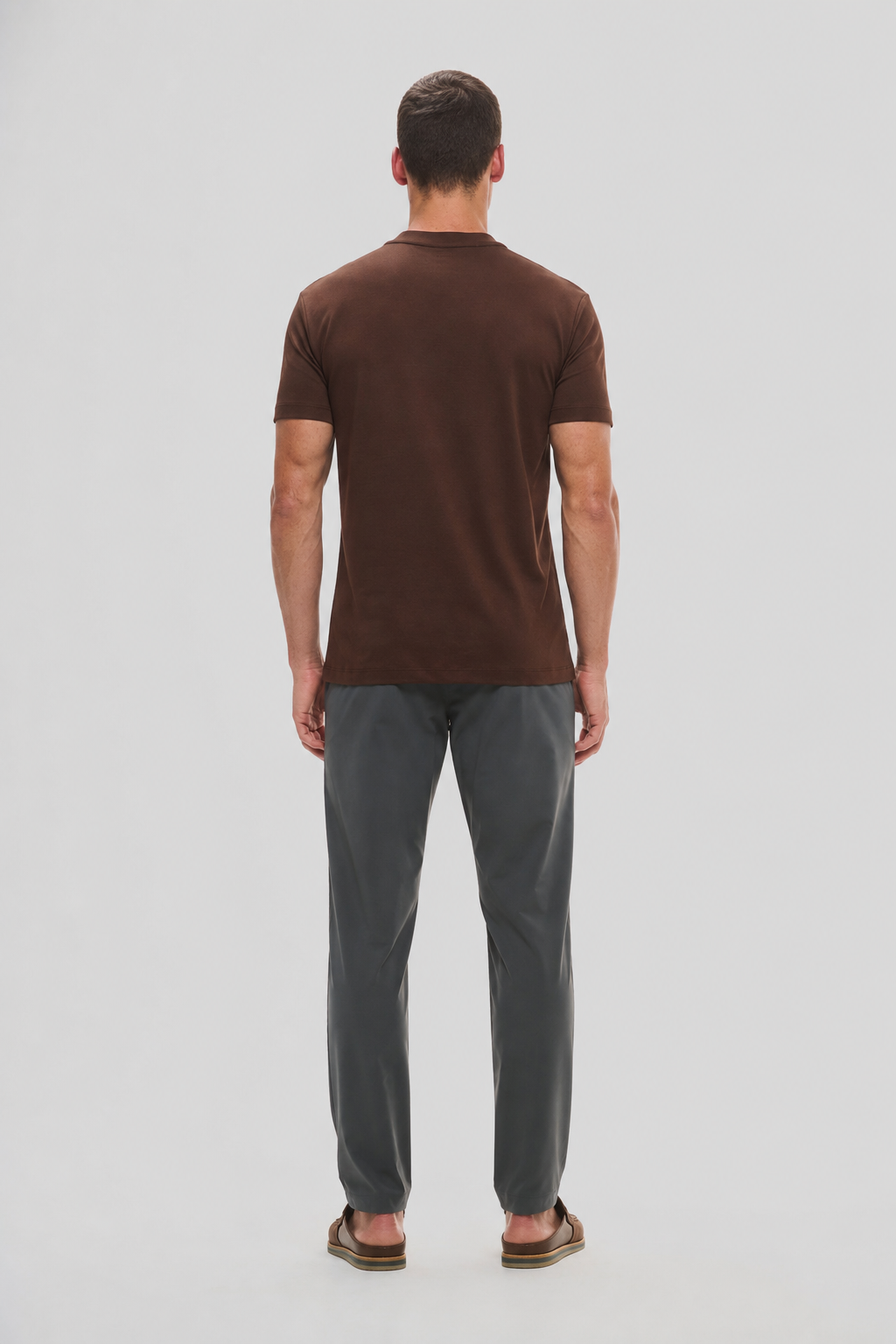 Camiseta Raiz Gola Média · Marrom  – Algodão Egípcio
