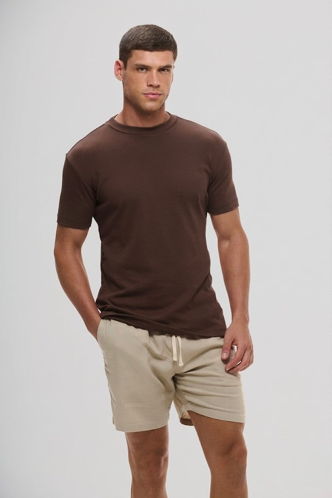 Camiseta Raiz Gola Média · Marrom  – Algodão Egípcio