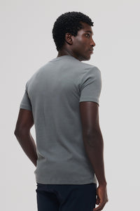 Camiseta Raiz Gola Média cinza raiz em algodão egípcio - Origgo